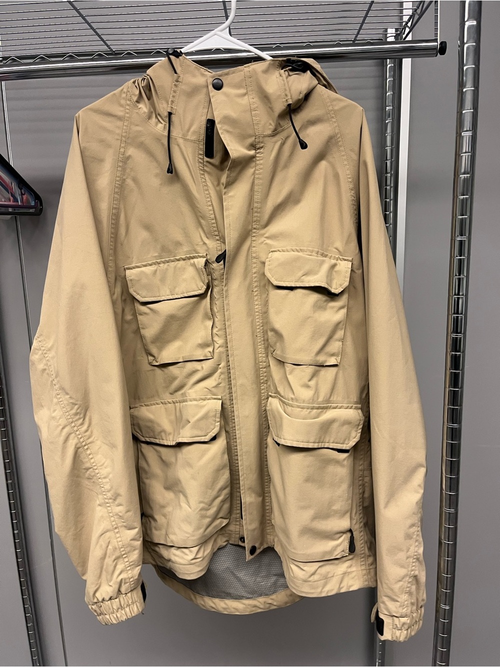 Duluth Trading Men's Beige Hooded Field Jacket - Gorp outdoor hike rain polar